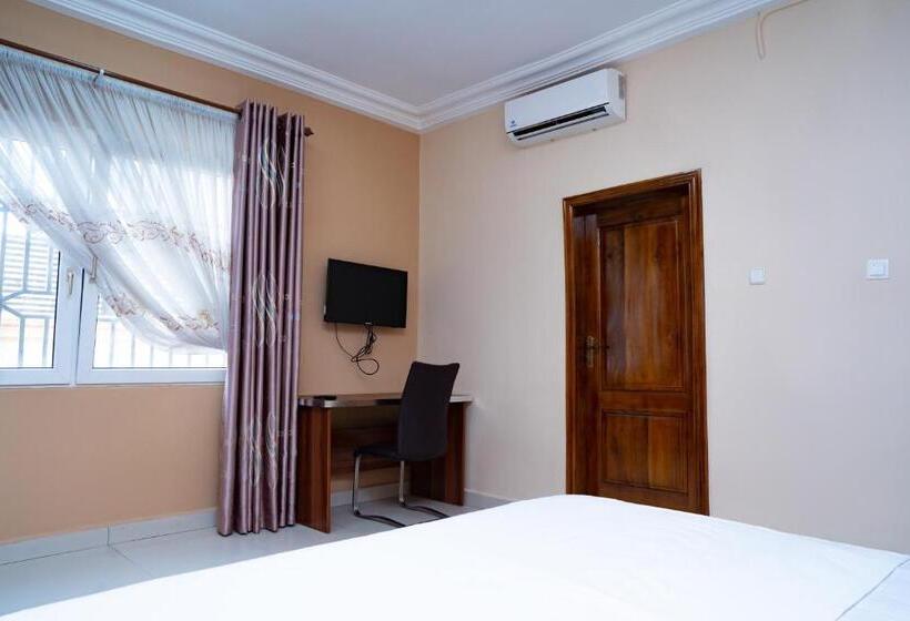 בית מלון כפרי Dannick