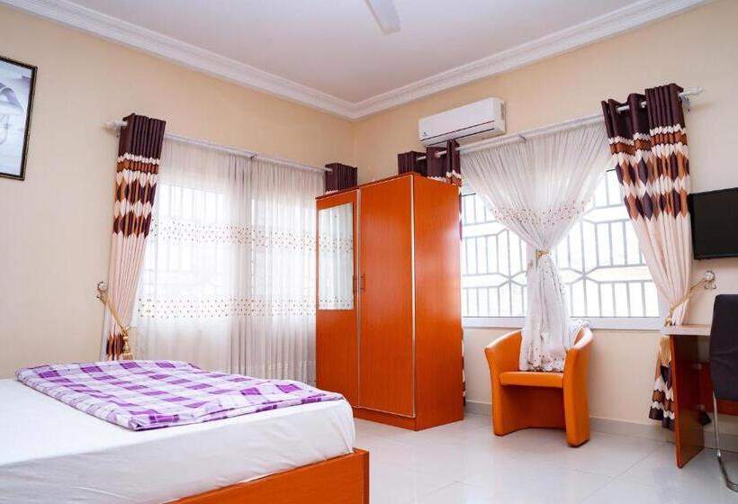 בית מלון כפרי Dannick