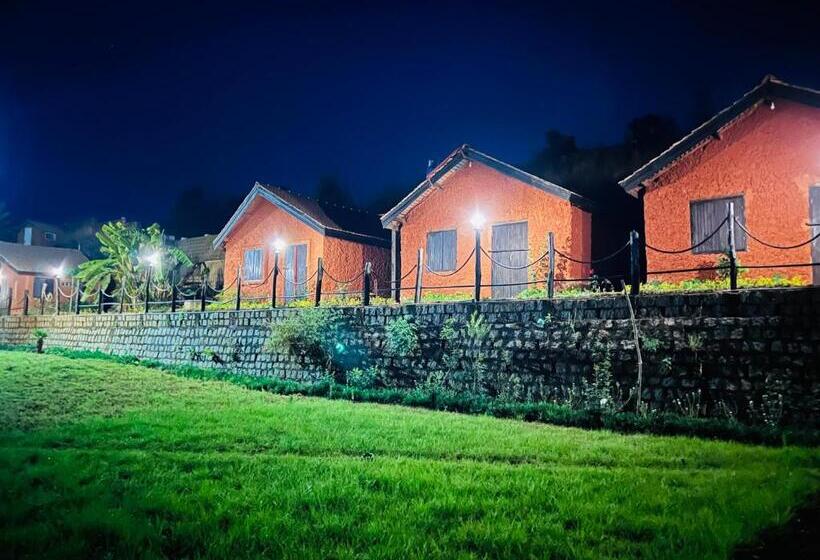 هتل La Sirena Ambositra