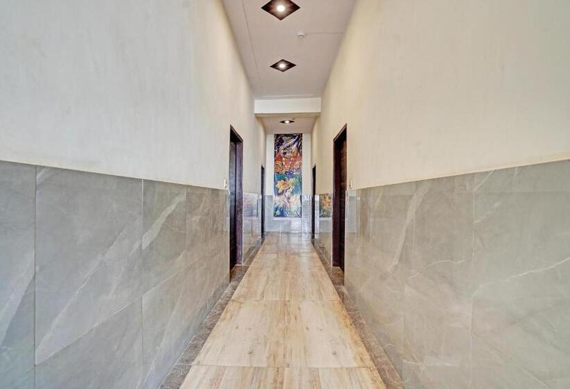 Отель Oyo Gauri Shankar Dham