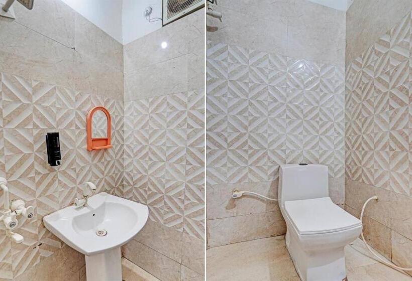 Отель Oyo Gauri Shankar Dham