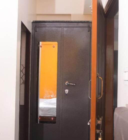 Отель Shiva Deluxe Lodge