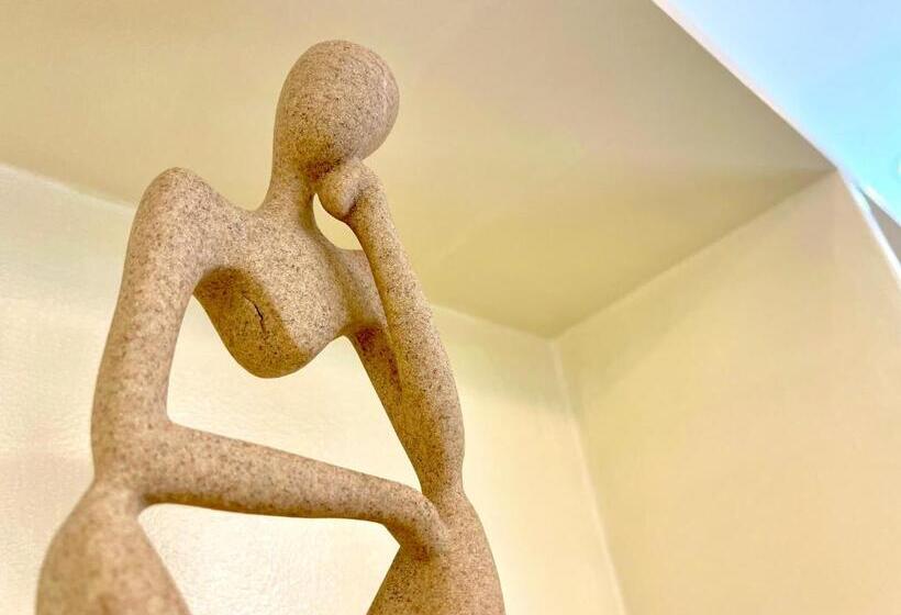 Mushroom Leisure Suites At The Atherton, Paranaque City