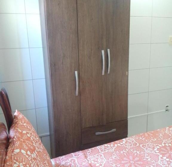 פנסיון Beach House