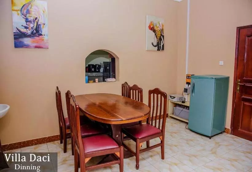 پانسیون Villa Daci