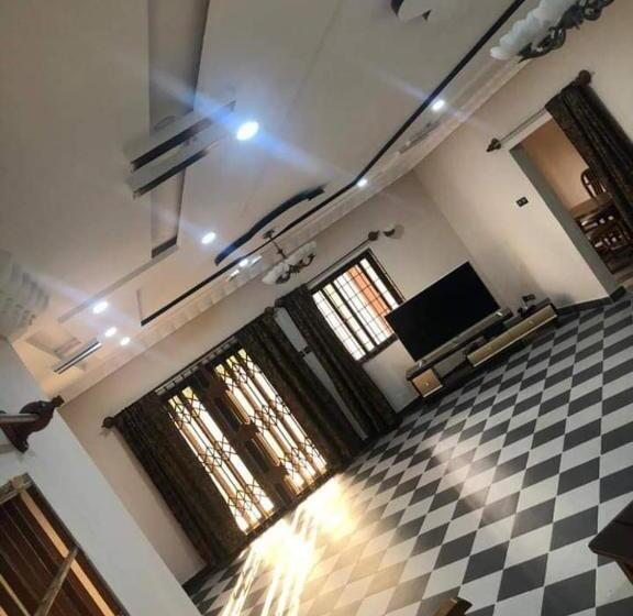 پانسیون Villa Zoca