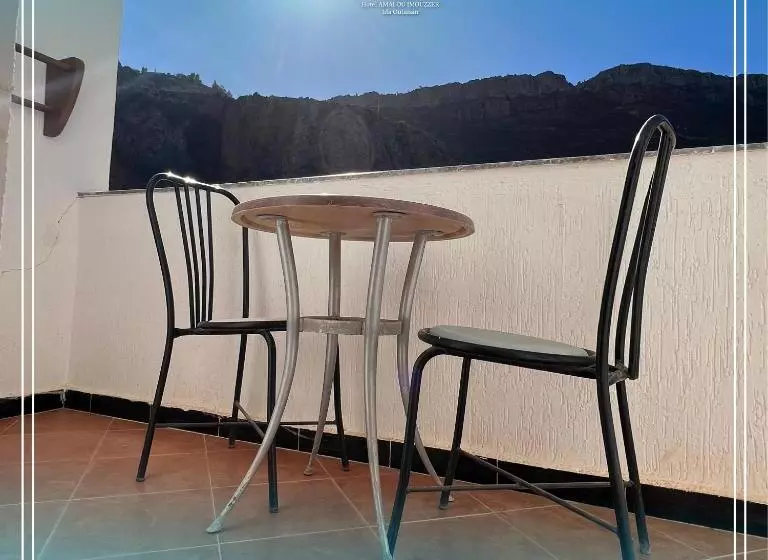 Aamiaismajoitus (B&B) Amalou
