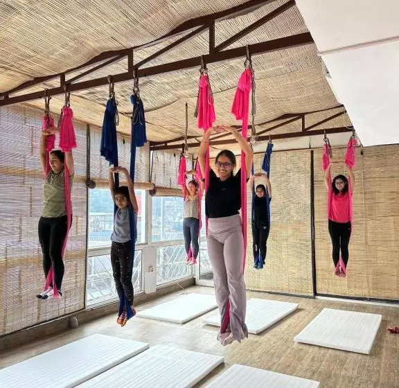 ベッドアンドブレックファースト Karmatic Yoga