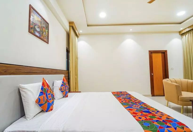 Fabhotel Easy Nest
