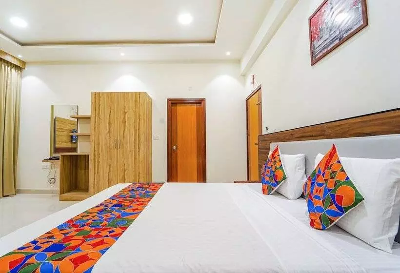 Fabhotel Easy Nest