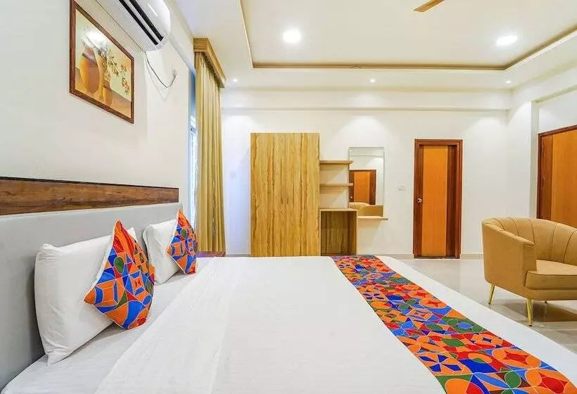 Fabhotel Easy Nest