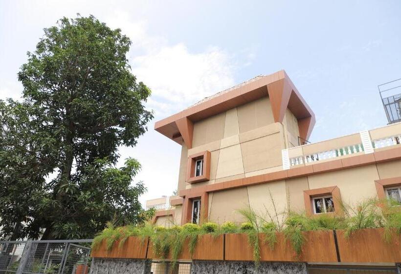 Hotel Alankar Tourist Bunglow