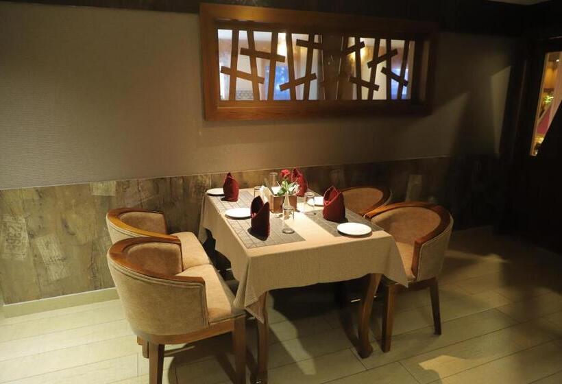 Hotel Alankar Tourist Bunglow