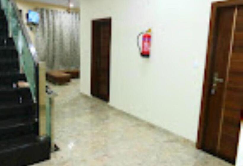 فندق Babylon Regency , Mathura