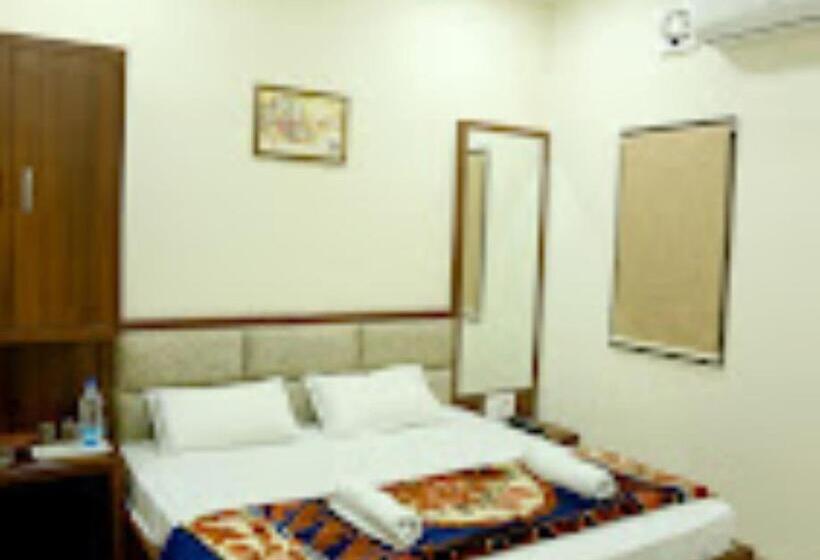 فندق Babylon Regency , Mathura