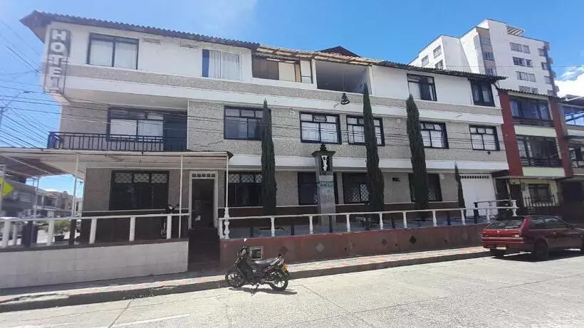 هتل Brisas Del Granada