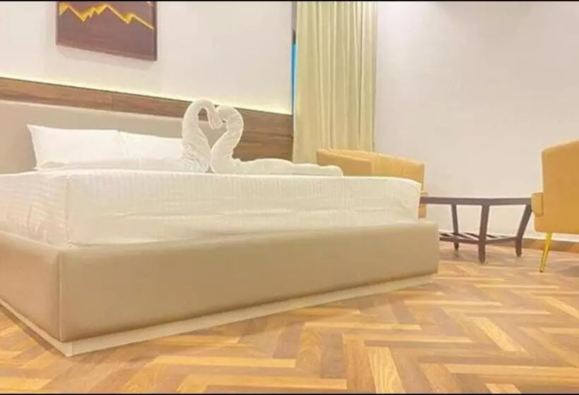 Fabhotel Easy Nest