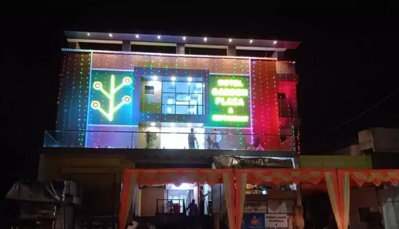 Hotelli Garden Plaza