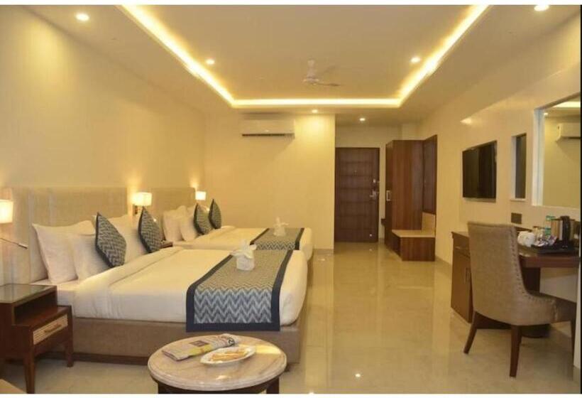 هتل Mj Aero Suites, Joly Grant