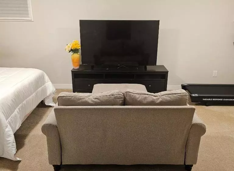 ペンション Awesome Home