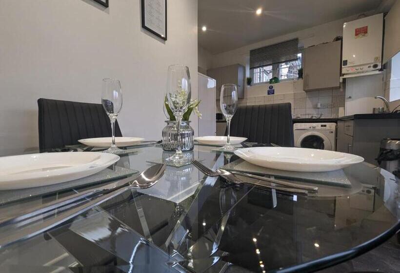 Pensione The Manor Guest House In Wembley