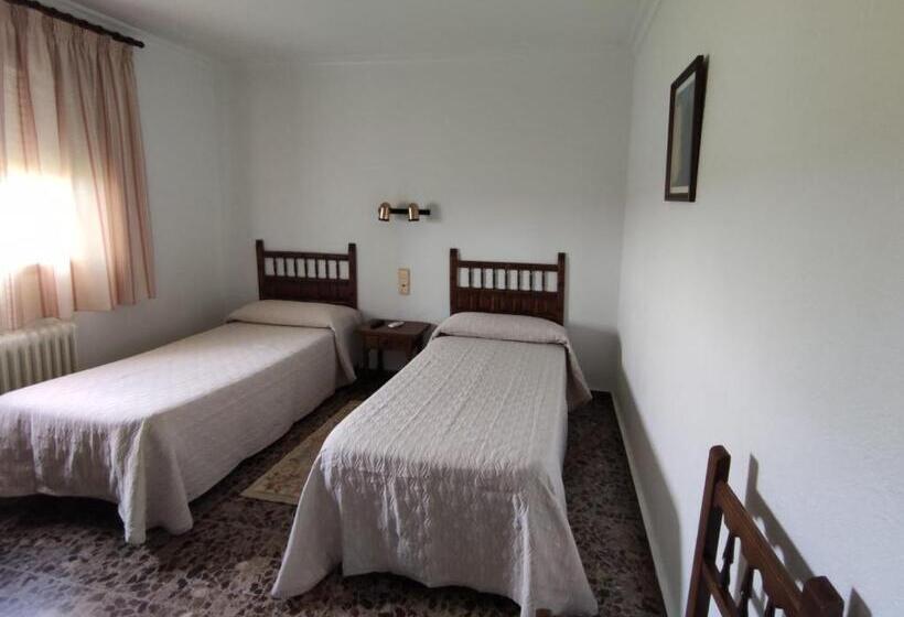 ペンション Hostal El Molino