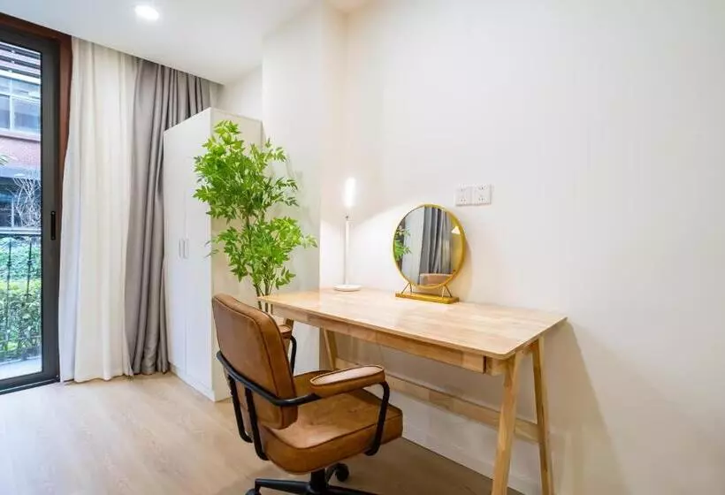 Cloud Expo Apartment