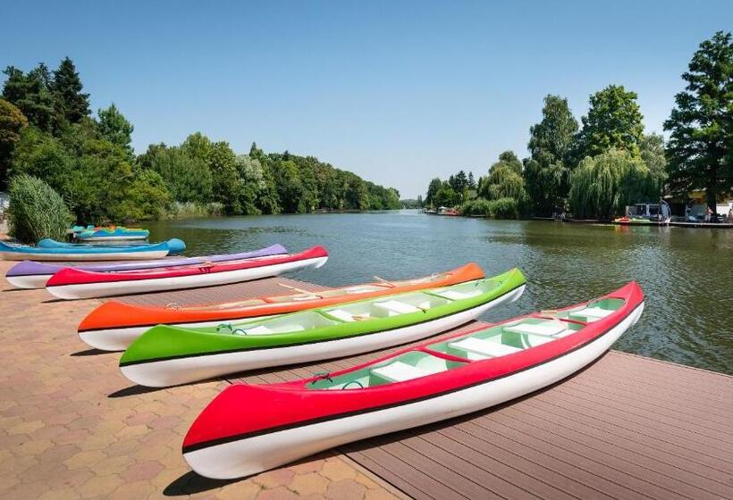 Aranyszarvas Panzió, étterem és Grillterasz