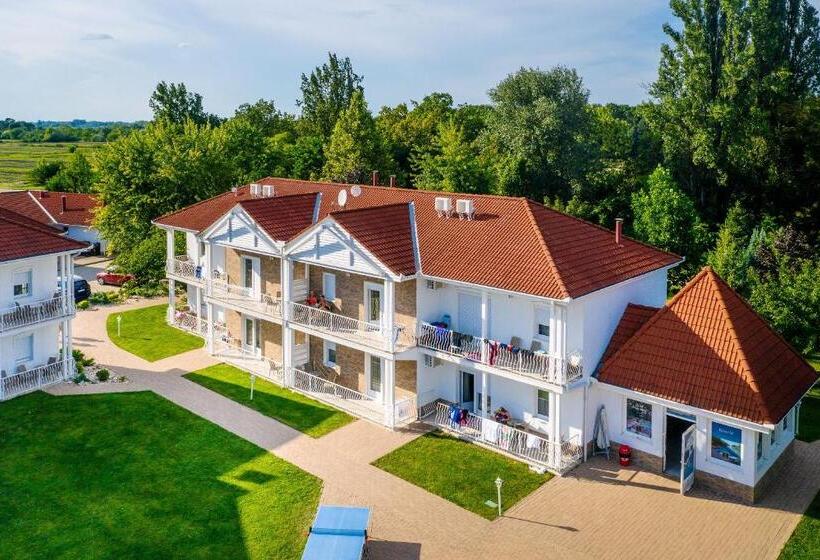 Aranyszarvas Panzió, étterem és Grillterasz