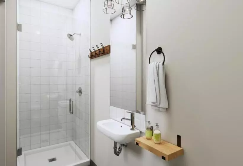 Basecamp Suites Revelstoke