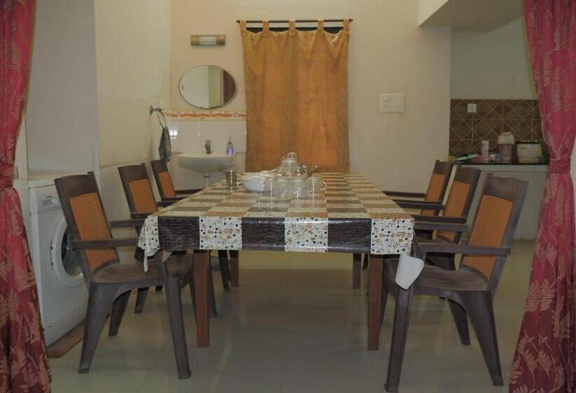 צימר Dr Pa Pondy A Luxury Home Stay