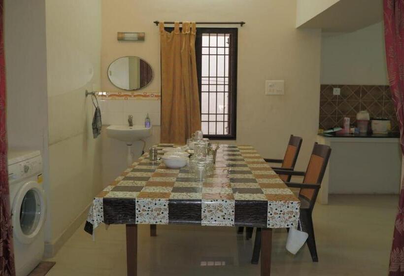 צימר Dr Pa Pondy A Luxury Home Stay