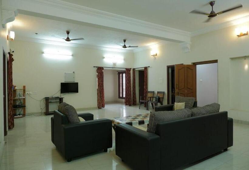 צימר Dr Pa Pondy A Luxury Home Stay