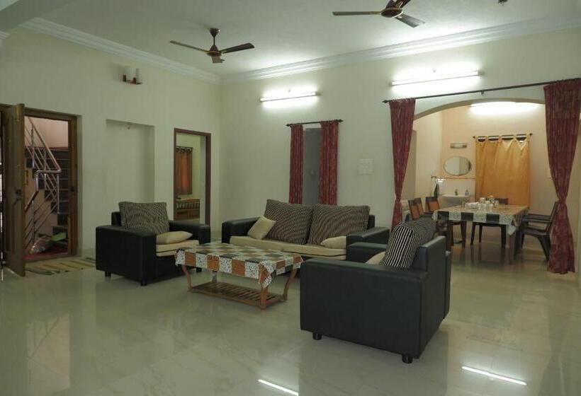 צימר Dr Pa Pondy A Luxury Home Stay