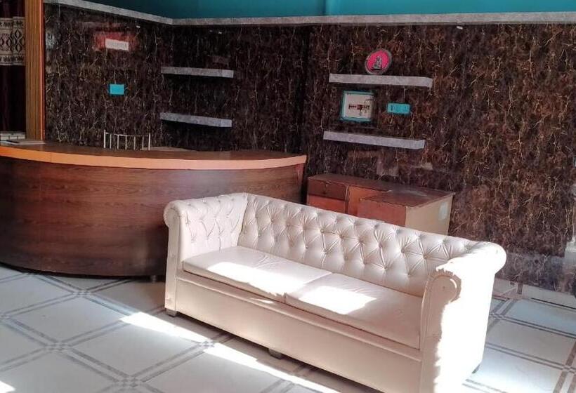 בית מלון כפרי Shaagun Marrige Hall