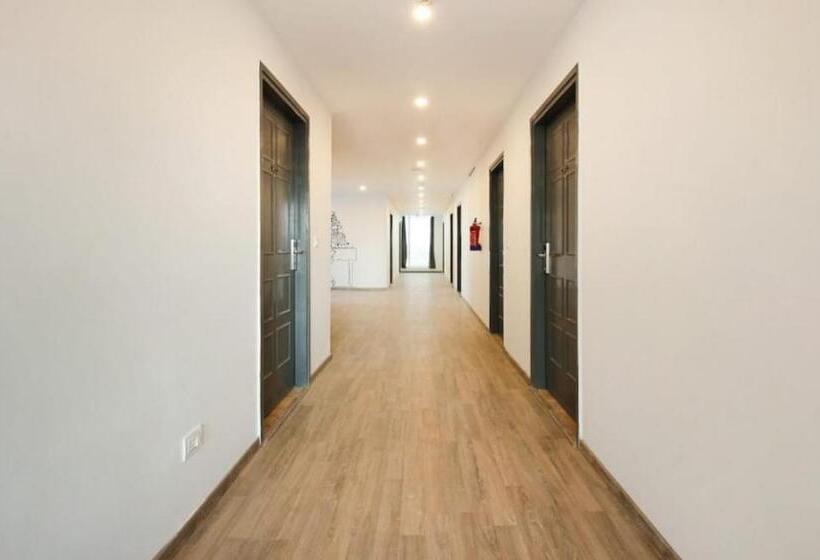 Отель De Alphabet