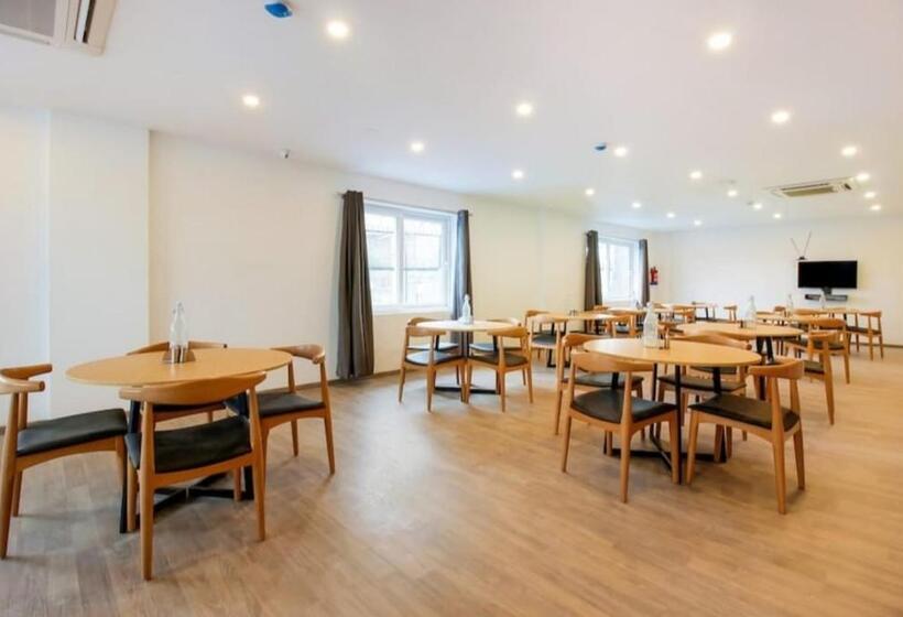 Отель De Alphabet