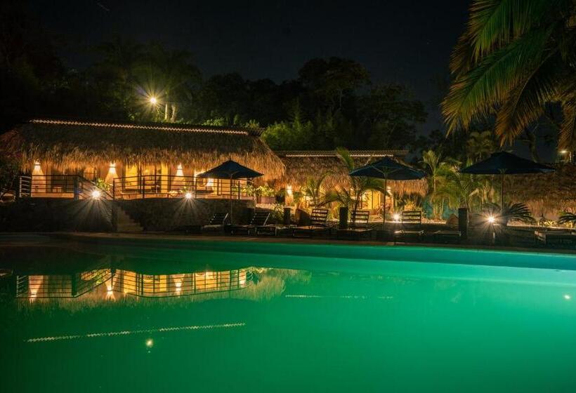 فندق Jungla Ecoluxury Resort