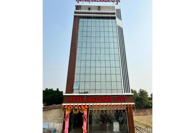 בית מלון כפרי Nalanda Inn Bihar