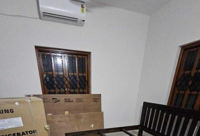 호텔 O Aqua Service Apartments