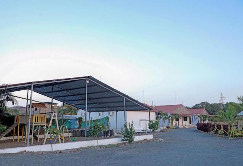 ホテル The Gir Polo Club