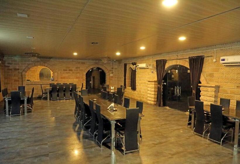 ホテル The Gir Polo Club