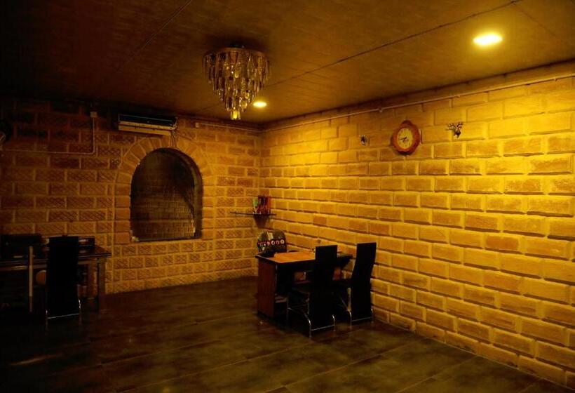 ホテル The Gir Polo Club