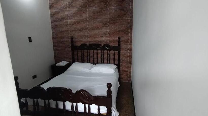 هتل Tunjo De Oro Neiva