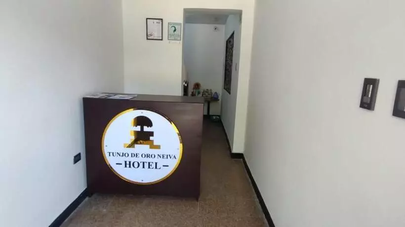 هتل Tunjo De Oro Neiva