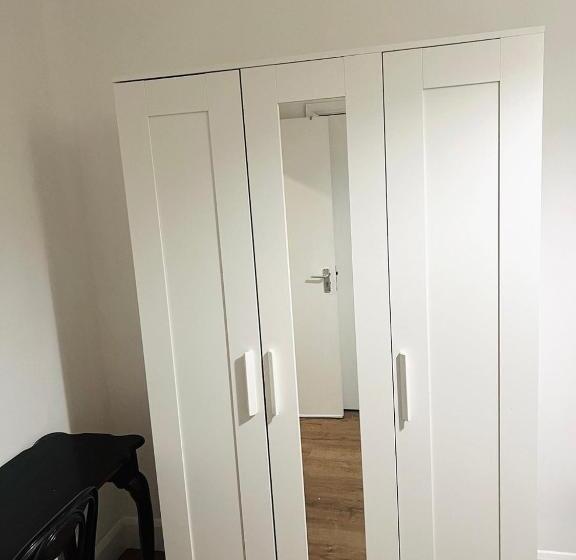 Pensione Double Bed Room For Couple Tidy Room Room 4