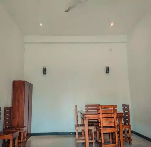 ペンション Hmc Vila Polhena