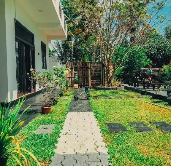 ペンション Hmc Vila Polhena