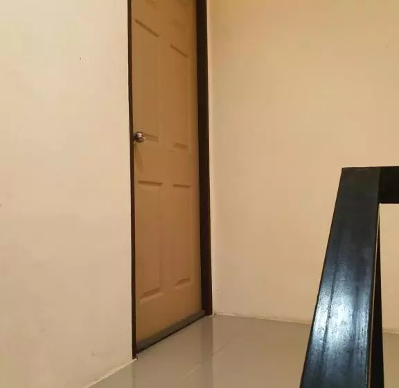 ペンション Tawatchai House Phuket