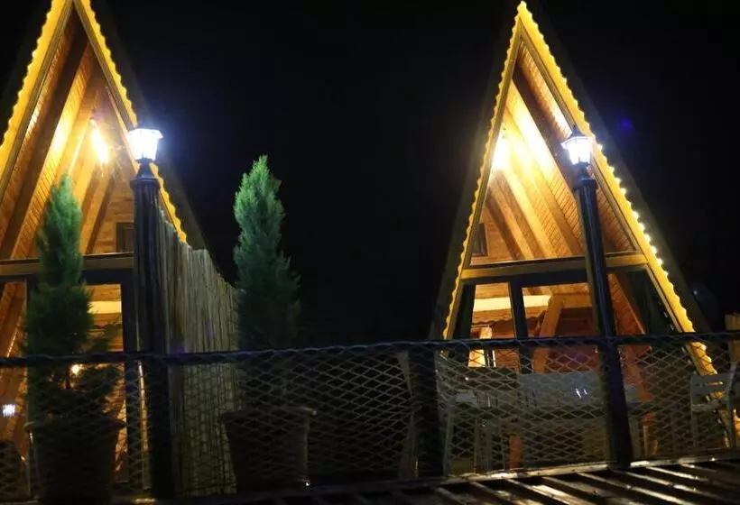 استراحتگاه Pagen Bungalow